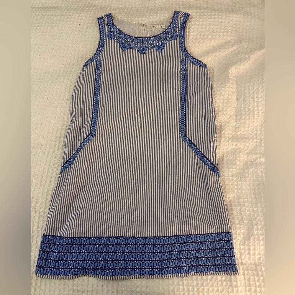 vineyard vines dress size 6